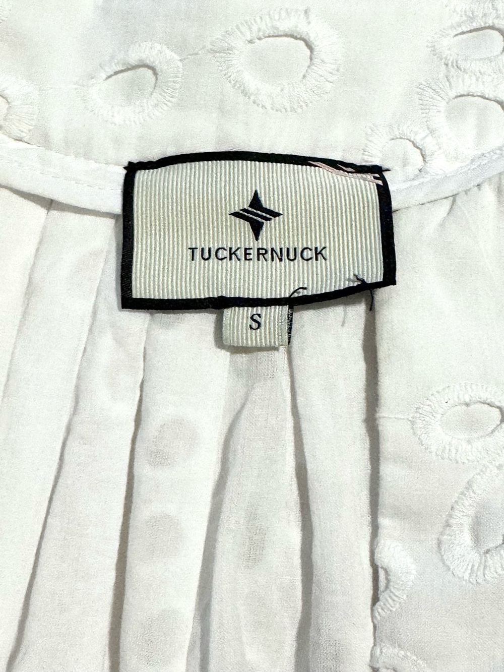 TUCKERNUCK White Eyelet Finley Flutter Sleeve Top Womens Sz Small 100% Cotton - Picture 8 of 12